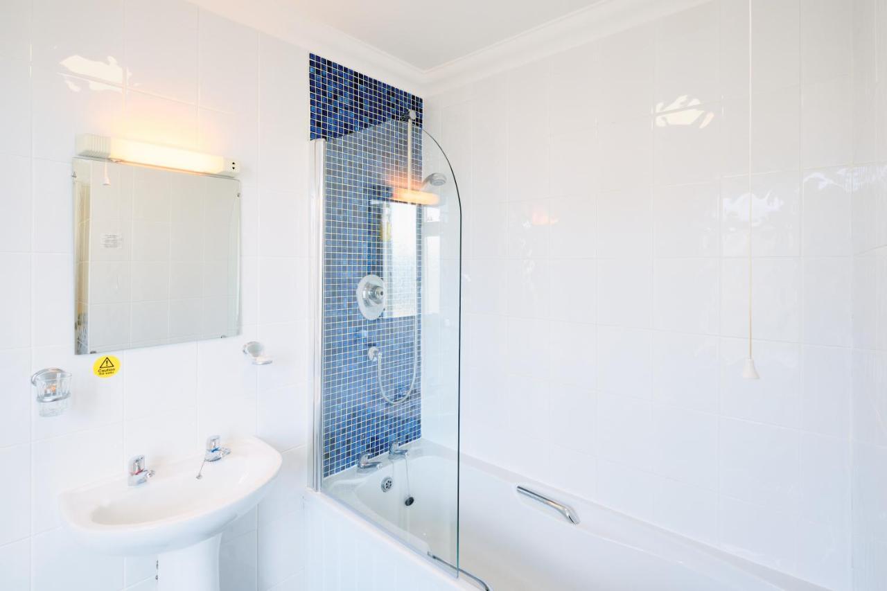 The Kilbirnie Hotel New Quay Екстериор снимка