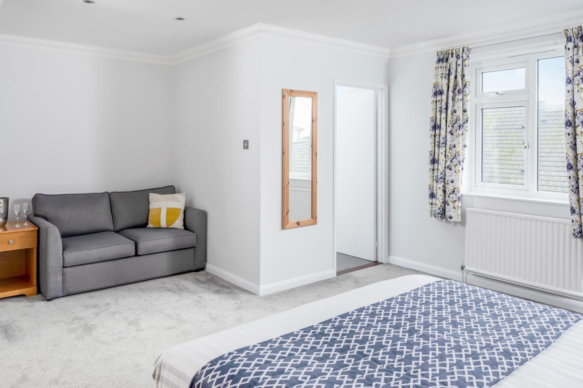 The Kilbirnie Hotel New Quay Стая снимка
