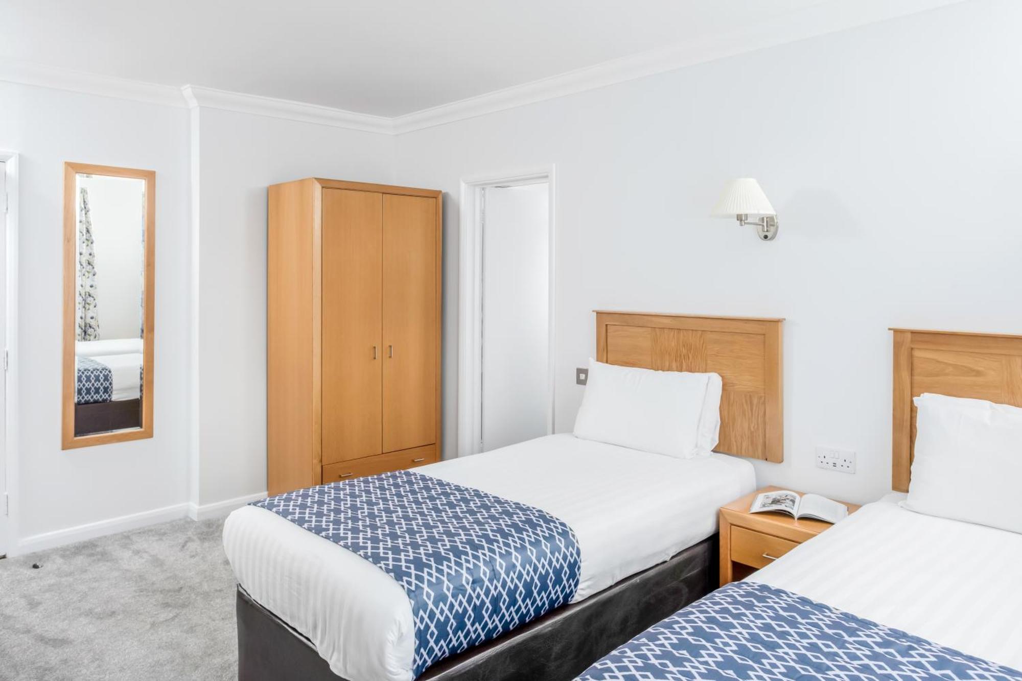 The Kilbirnie Hotel New Quay Екстериор снимка
